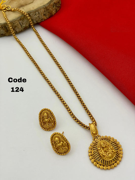 Fine Finish Antique Pendent Set