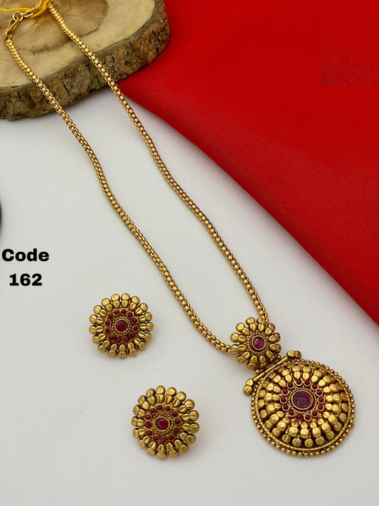 1623 Fine Finish Antique Pendent Set