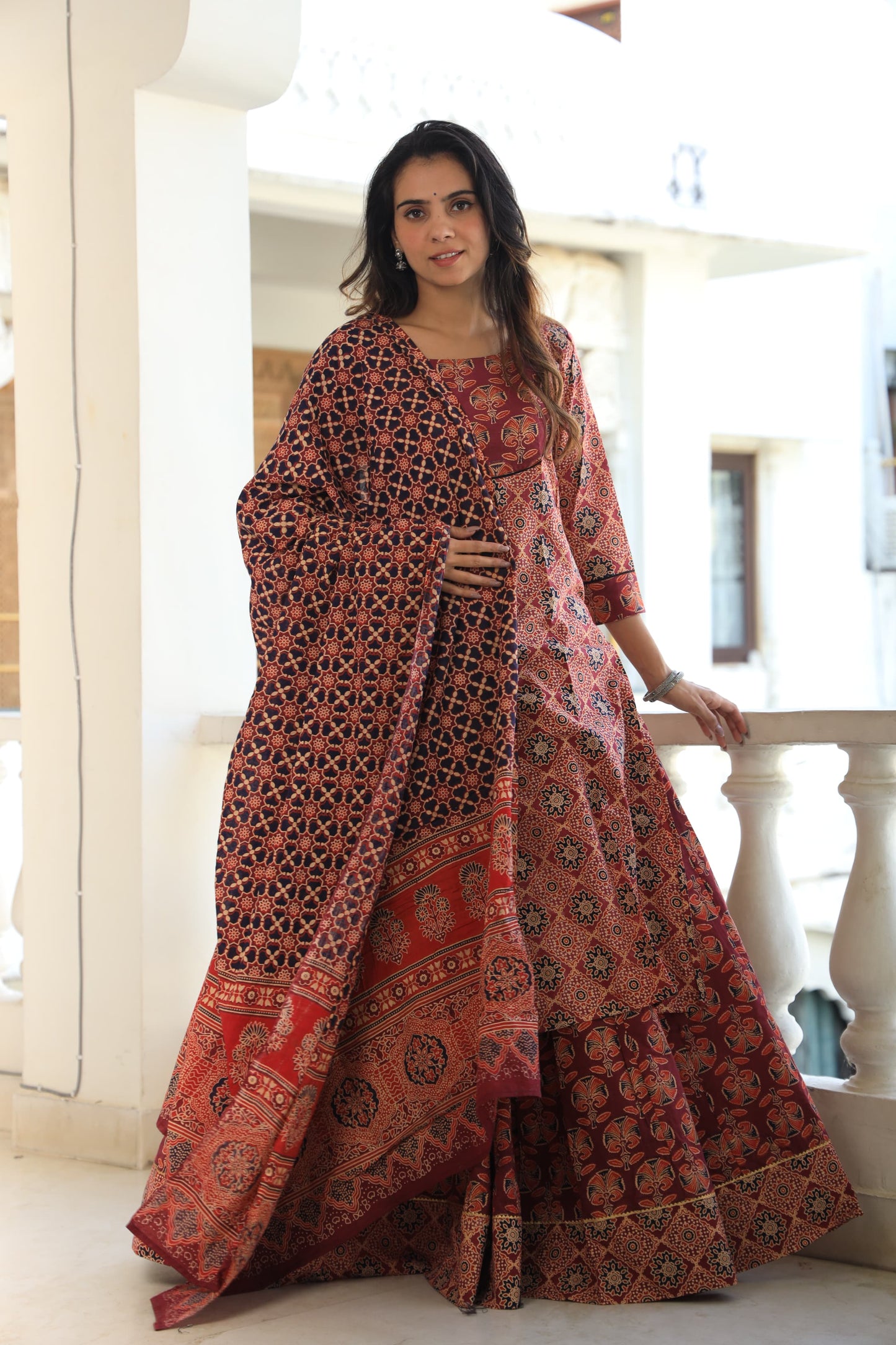 811 Long Kurta with Dupatta Lengha-3 PC Set