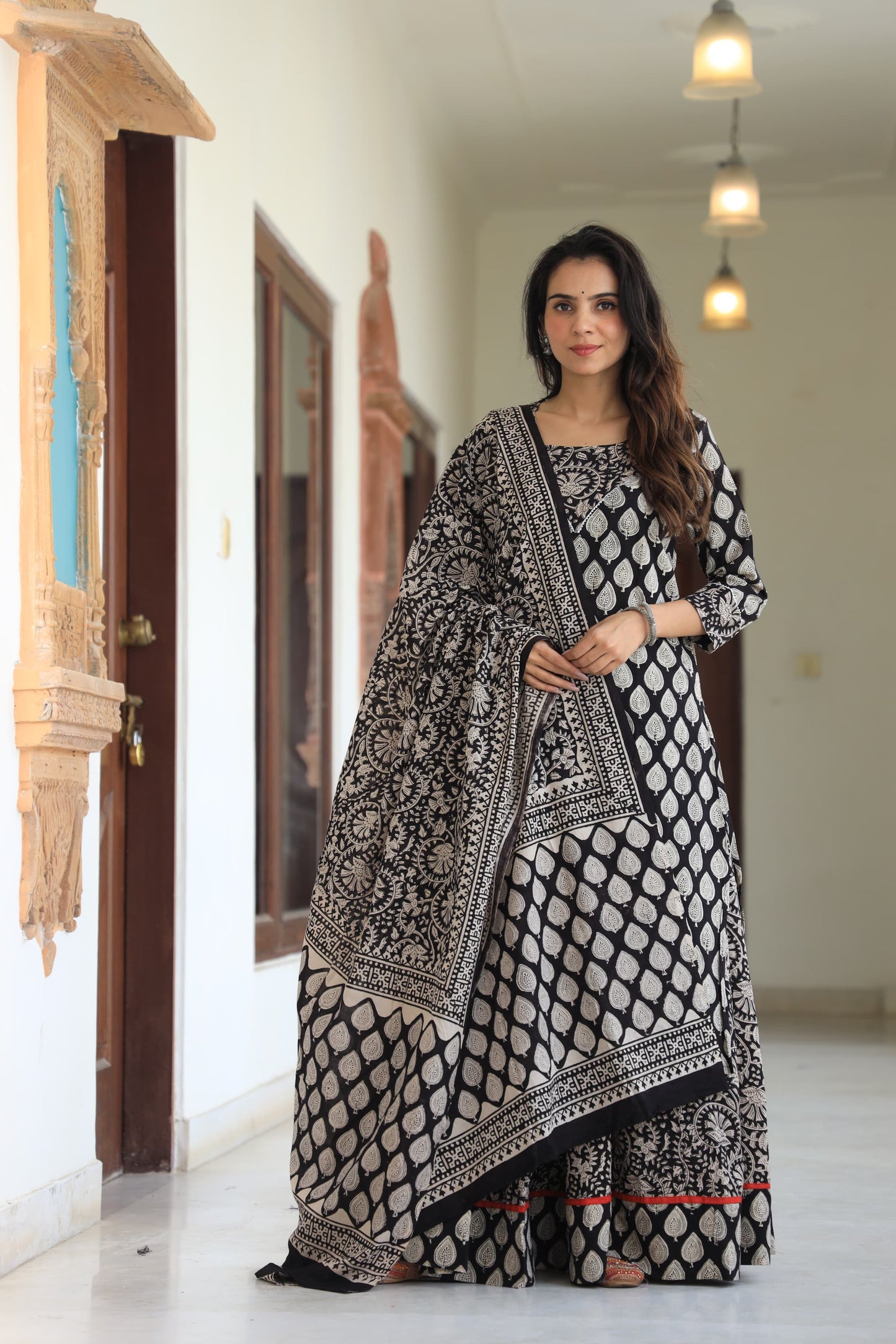 817 Long Kurta with Dupatta Lengha-3 PC Set