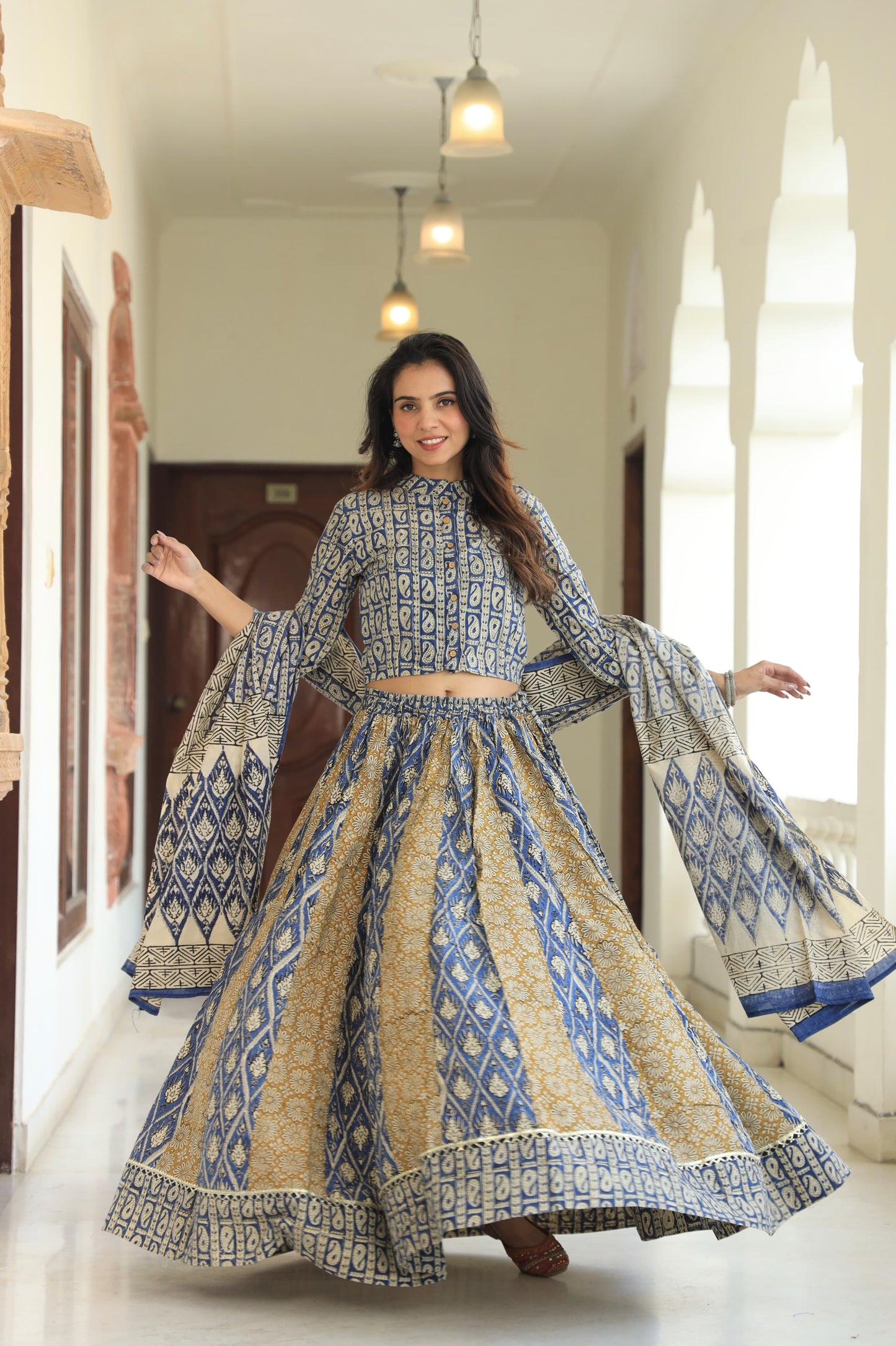 904 Short Top Lehenga Dupatta-3 PC Set