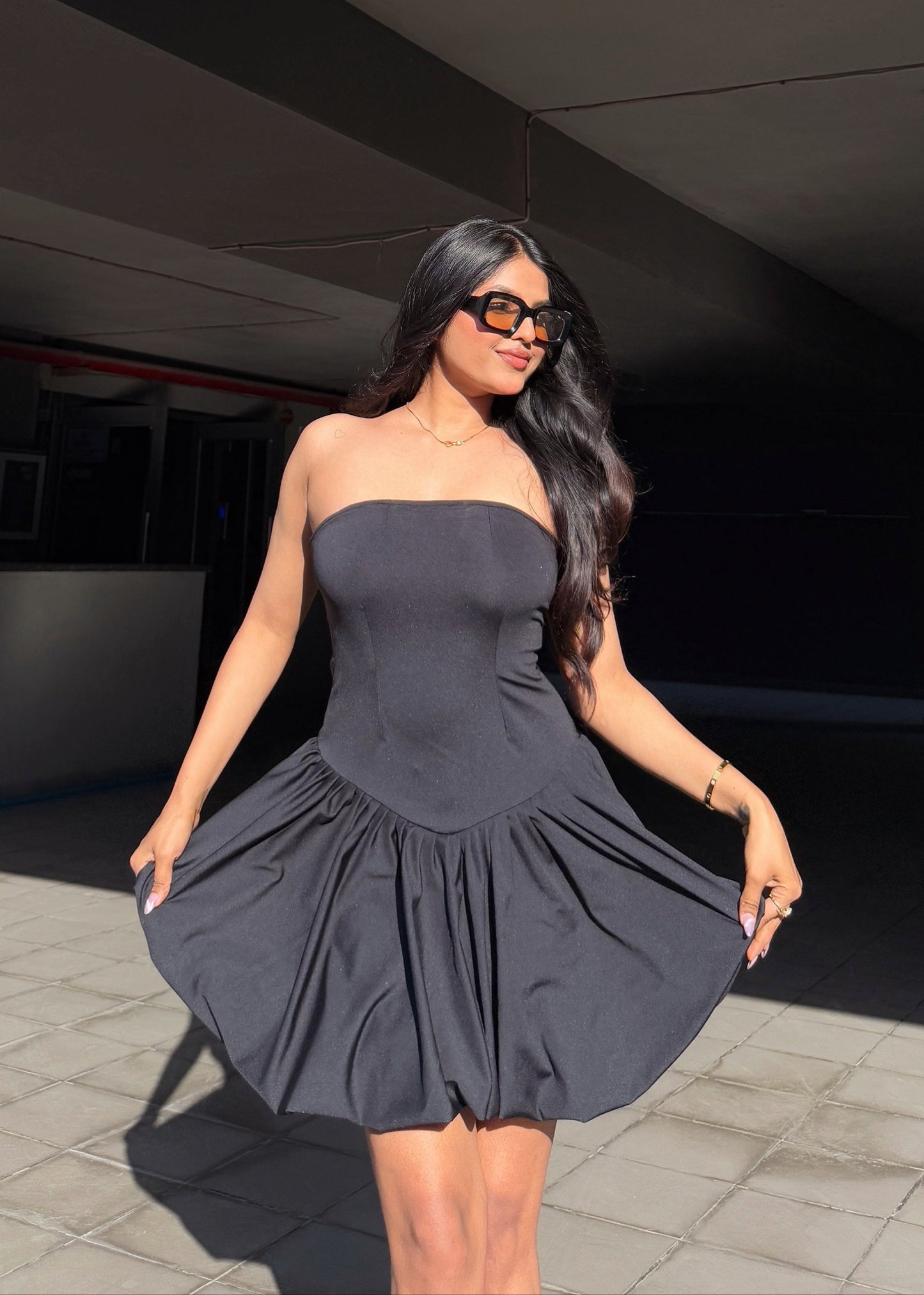 Balloon Black Dress