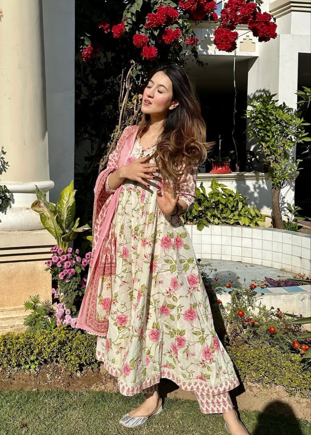 Ivory Phool Set