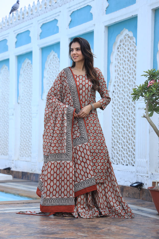 821 Long Kurta with Dupatta Lengha-3 PC Set