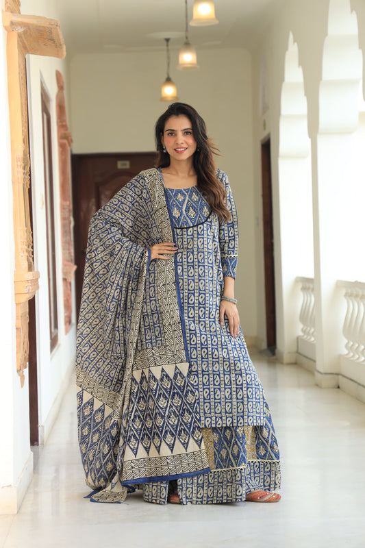 822 Long Kurta with Dupatta Lengha-3 PC Set