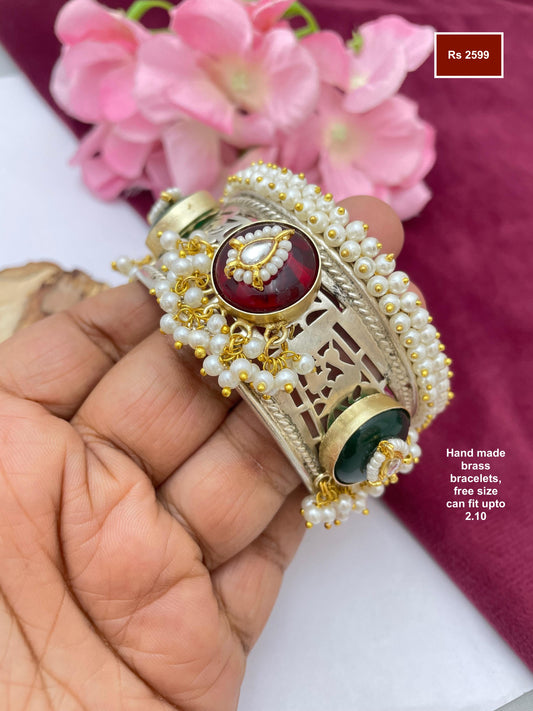 Bracelet 910
